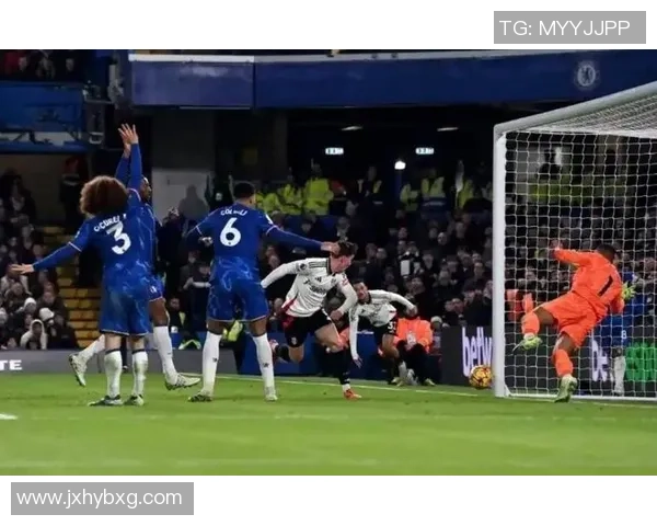 切尔西小胜曼联友谊赛红牌争议引发全场热议与激情