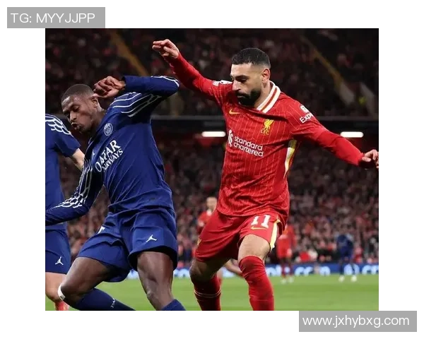 欧冠激战利物浦与曼联战成平局补时进球引发全场狂欢与转会传闻交织