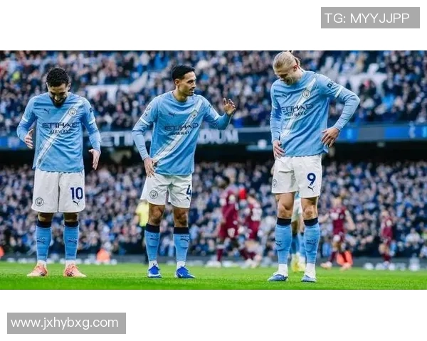 英超精彩对决：里昂大胜巴黎圣日耳曼引发全场热议与数据分析